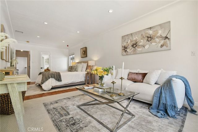5546 Strohm, North Hollywood, CA 91601
