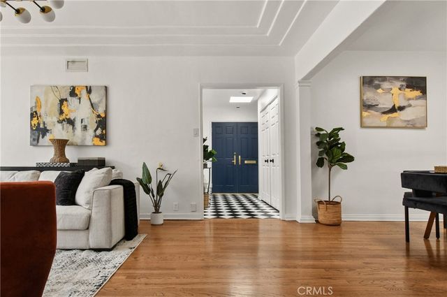 5546 Strohm, North Hollywood, CA 91601