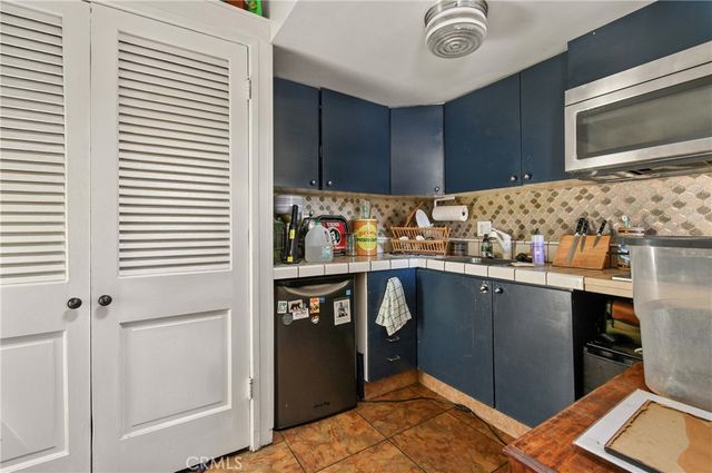 5546 Strohm, North Hollywood, CA 91601