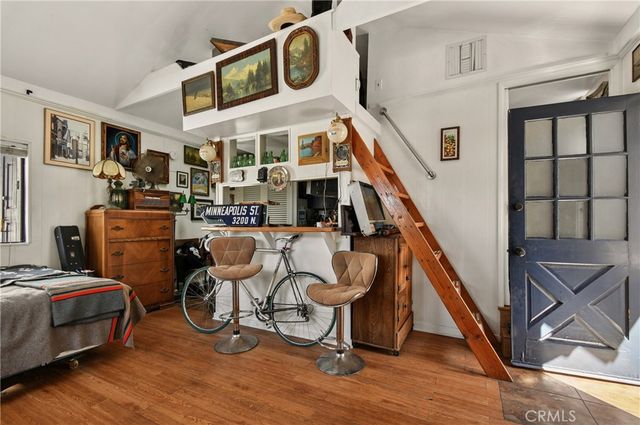5546 Strohm, North Hollywood, CA 91601