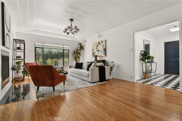 5546 Strohm, North Hollywood, CA 91601