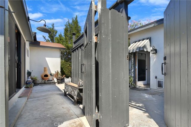 5546 Strohm, North Hollywood, CA 91601