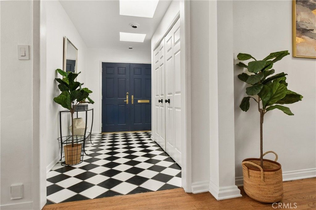 5546 Strohm, North Hollywood, CA 91601 — photo 4