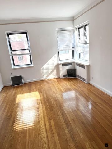 29 W 65th St Apt 6B, New York City, NY 10023