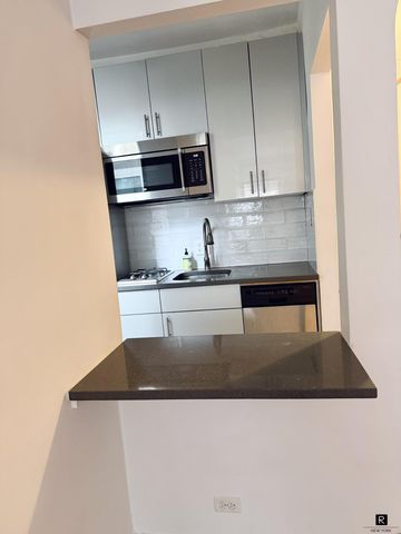 29 W 65th St Apt 6B, New York City, NY 10023