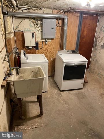 1115 WAGNER AVE, Philadelphia, PA 19141