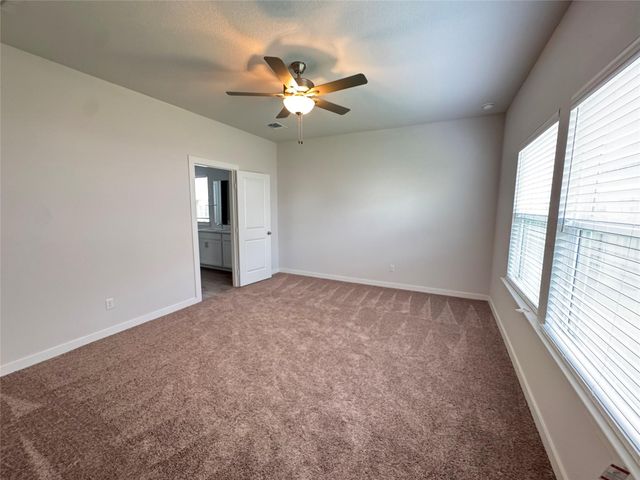 78 Hereford LOOP, Hutto, TX 78634