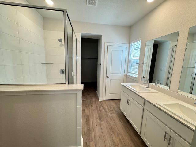 78 Hereford LOOP, Hutto, TX 78634