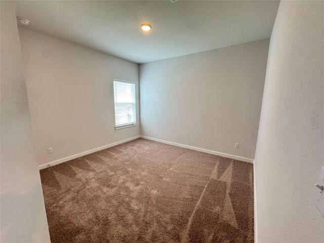 78 Hereford LOOP, Hutto, TX 78634