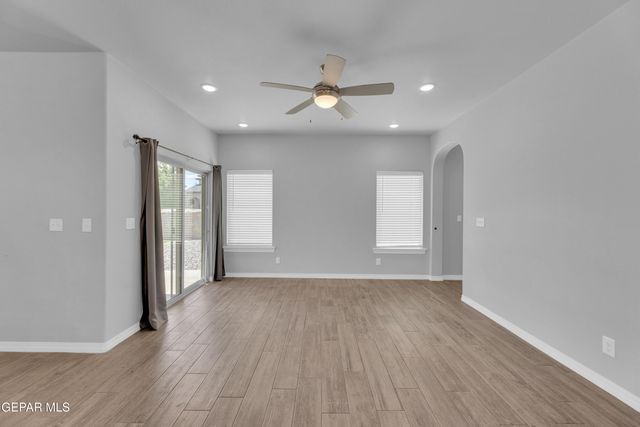 1076 Haper Court, El Paso, TX 79932