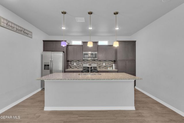 1076 Haper Court, El Paso, TX 79932