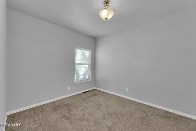 1076 Haper Court, El Paso, TX 79932