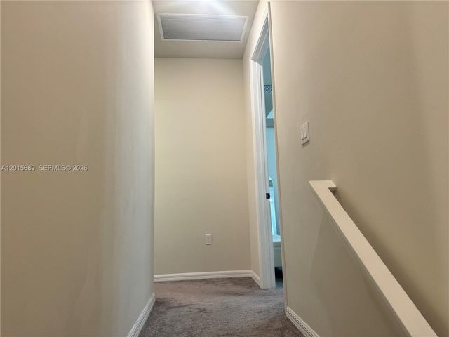 2162 Appleton Circle N, Oakland Park, FL 33309