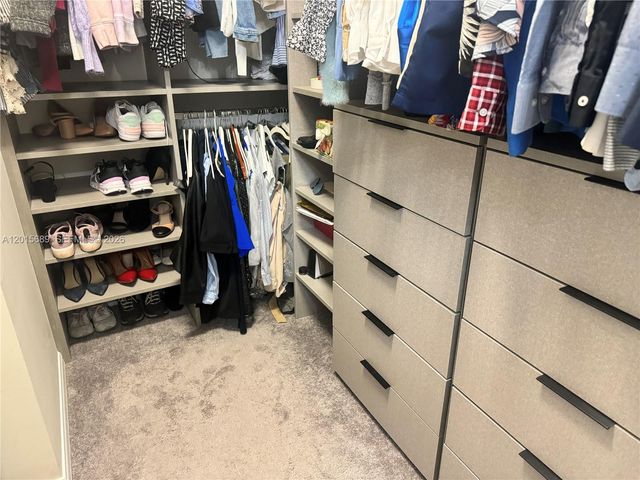 2162 Appleton Circle N, Oakland Park, FL 33309