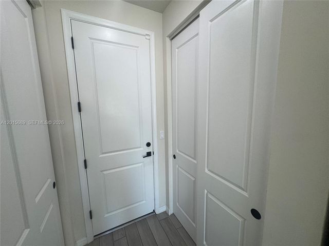 2162 Appleton Circle N, Oakland Park, FL 33309
