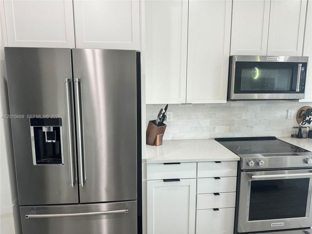 2162 Appleton Circle N, Oakland Park, FL 33309