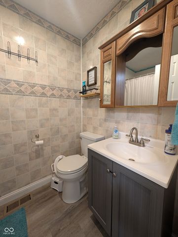 214 N Pleasant Street, Milroy, IN 46156