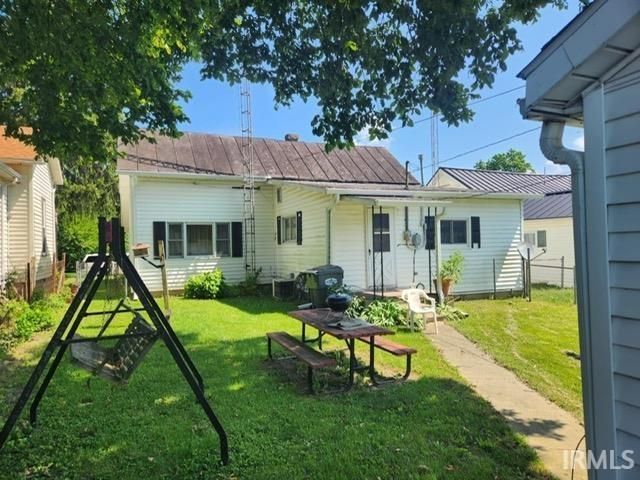 347 E North Street, Dunkirk, IN 47336