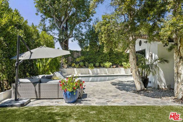 9559 Sherwood Forest Lane, Beverly Hills, CA 90210