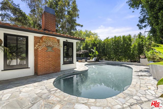 9559 Sherwood Forest Lane, Beverly Hills, CA 90210
