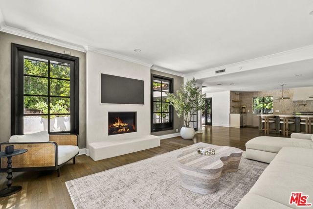 9559 Sherwood Forest Lane, Beverly Hills, CA 90210