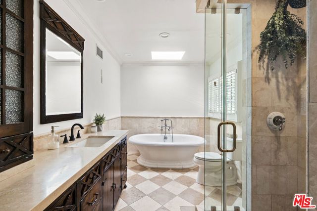 9559 Sherwood Forest Lane, Beverly Hills, CA 90210