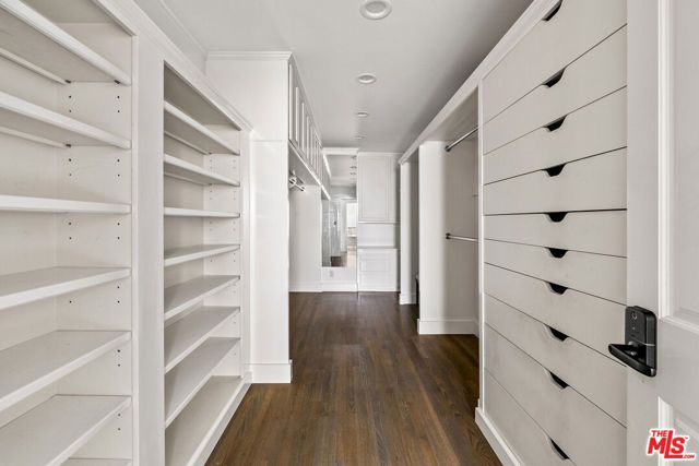 9559 Sherwood Forest Lane, Beverly Hills, CA 90210