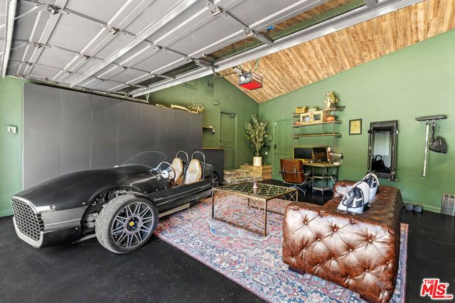 9559 Sherwood Forest Lane, Beverly Hills, CA 90210