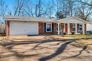 11944 Roseview Lane, St Louis, MO 63138