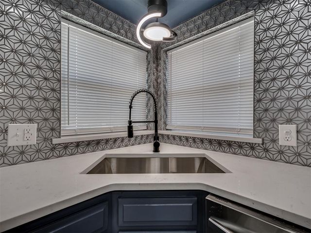 132 S McFarland Street, Stillwater, OK 74074