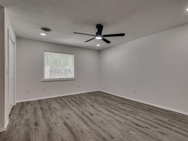 132 S McFarland Street, Stillwater, OK 74074