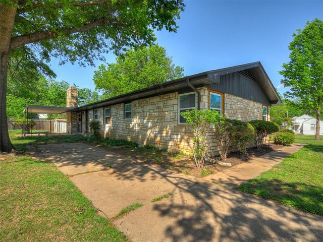 132 S McFarland Street, Stillwater, OK 74074