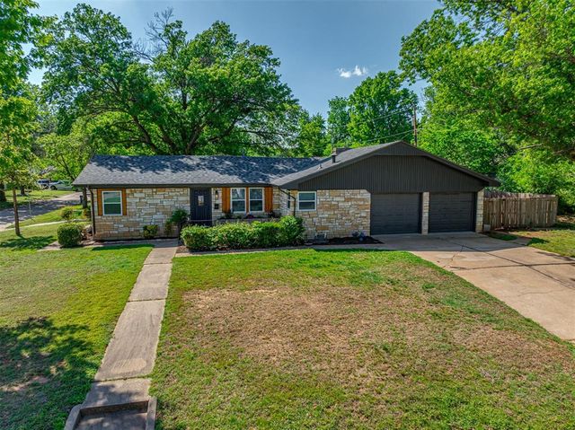 132 S McFarland Street, Stillwater, OK 74074