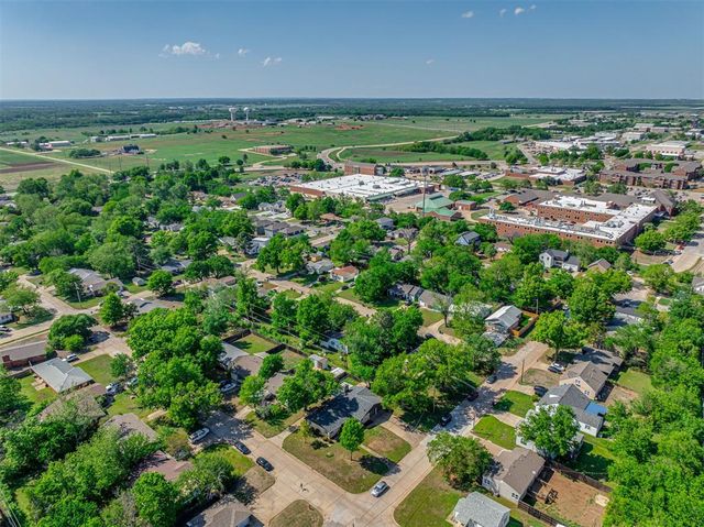 132 S McFarland Street, Stillwater, OK 74074
