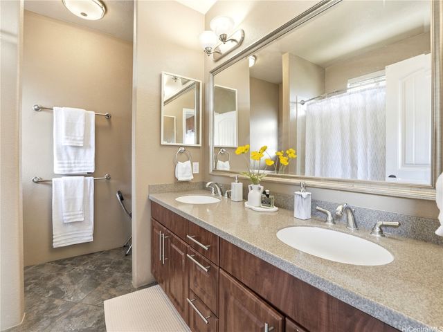 550 Kunehi Street 202, Kapolei, HI 96707