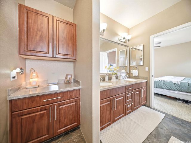 550 Kunehi Street 202, Kapolei, HI 96707