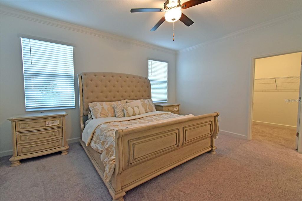 Image 35 of property listing at 17304 BANDED GOLD LANE, Wimauma, FL 33598