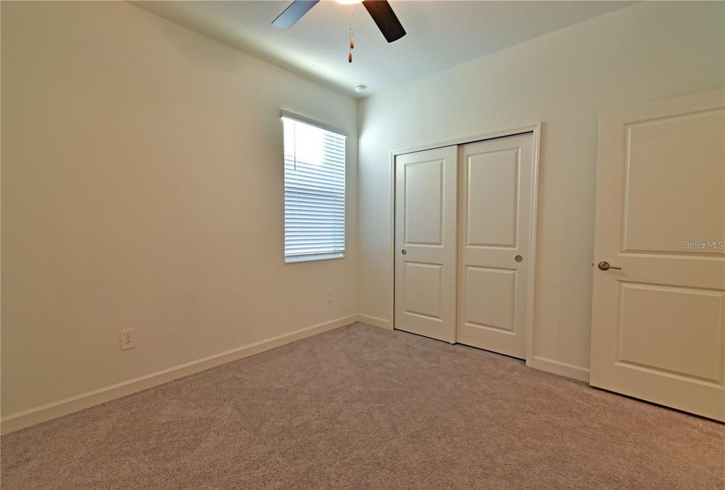 Image 42 of property listing at 17304 BANDED GOLD LANE, Wimauma, FL 33598