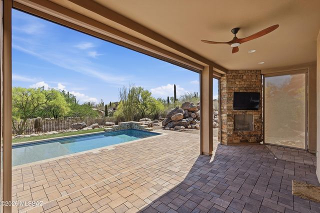 1915 Tortolita Mountain Circle, Oro Valley, AZ 85755