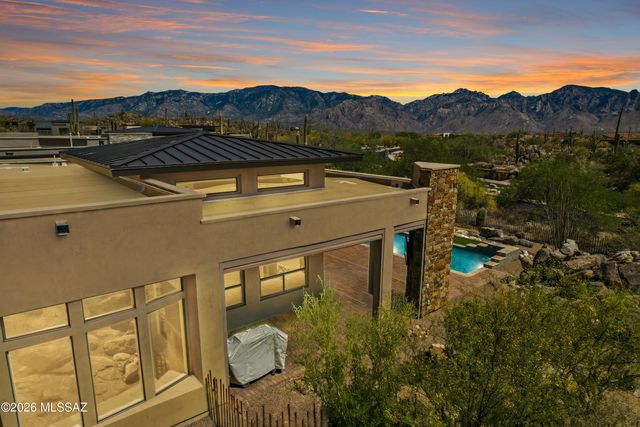 1915 Tortolita Mountain Circle, Oro Valley, AZ 85755