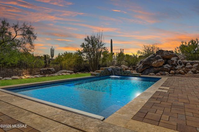 1915 Tortolita Mountain Circle, Oro Valley, AZ 85755