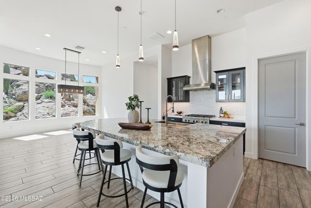 1915 Tortolita Mountain Circle, Oro Valley, AZ 85755