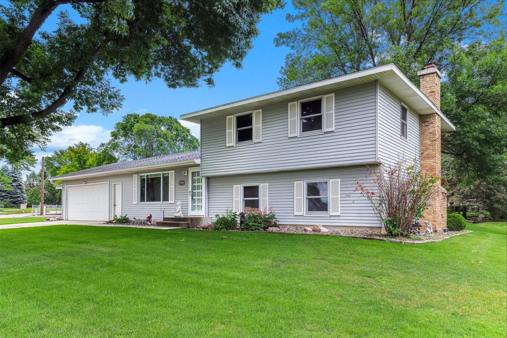 3635 Maher Avenue, Hastings, MN 55033
