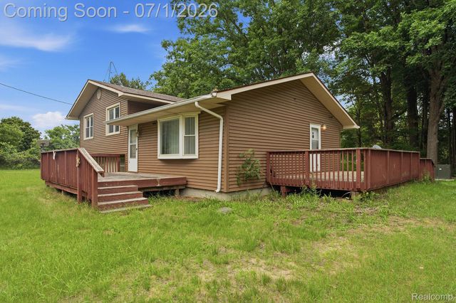 4762 Lonsberry Road, Deerfield Township, MI 48421