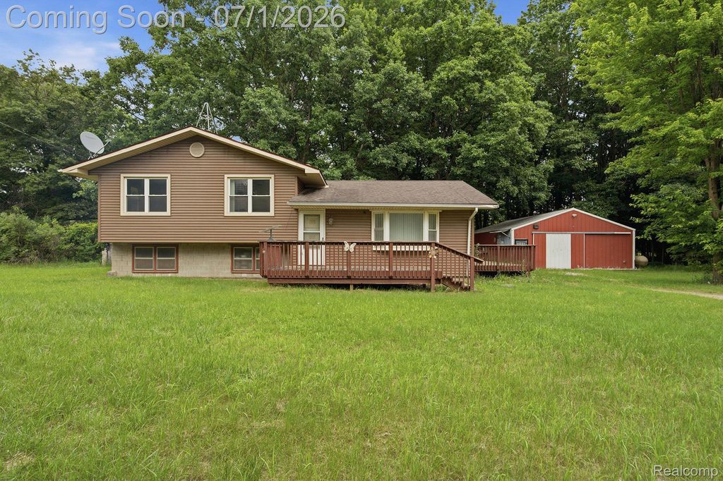4762 Lonsberry Road, Deerfield Township, MI 48421