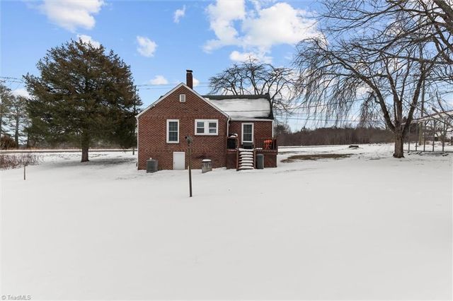 980 Old Highway 601, Mount Airy, NC 27030