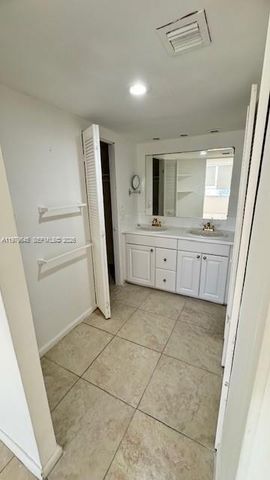 2025 NE 164th St 616, North Miami Beach, FL 33162