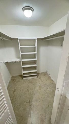 2025 NE 164th St 616, North Miami Beach, FL 33162