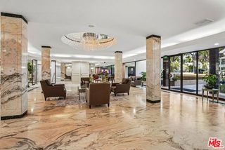 325 N Oakhurst Drive PH2, Beverly Hills, CA 90210