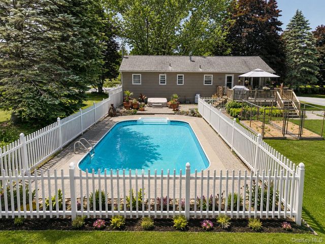 10 James Street, Pine Bush, NY 12566